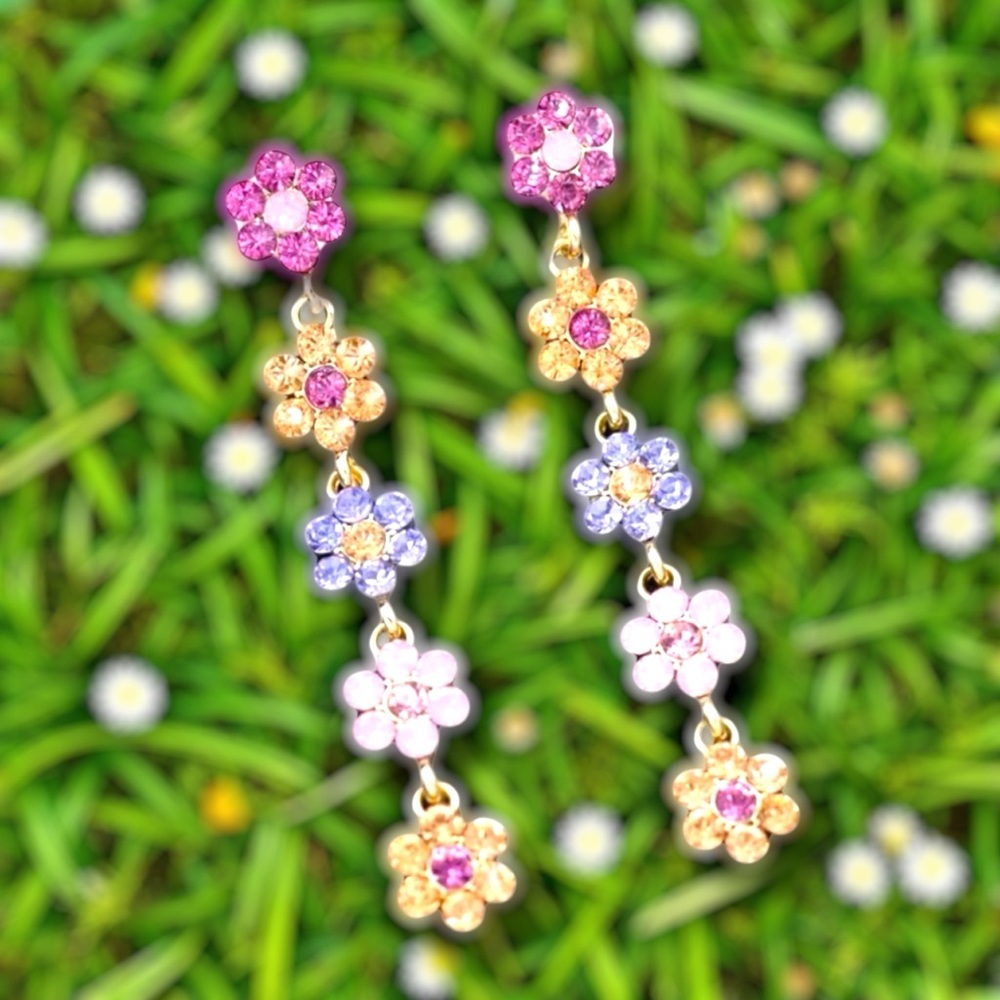 Linear Drop Dangle 🌼 Flower 🌺 Earrings - Picture 4 of 5